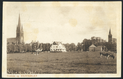 17183 Gezicht op Breukelen, met links de St. Johannes de Doperkerk (Straatweg 146), in het midden het huis Sonnevanck ...